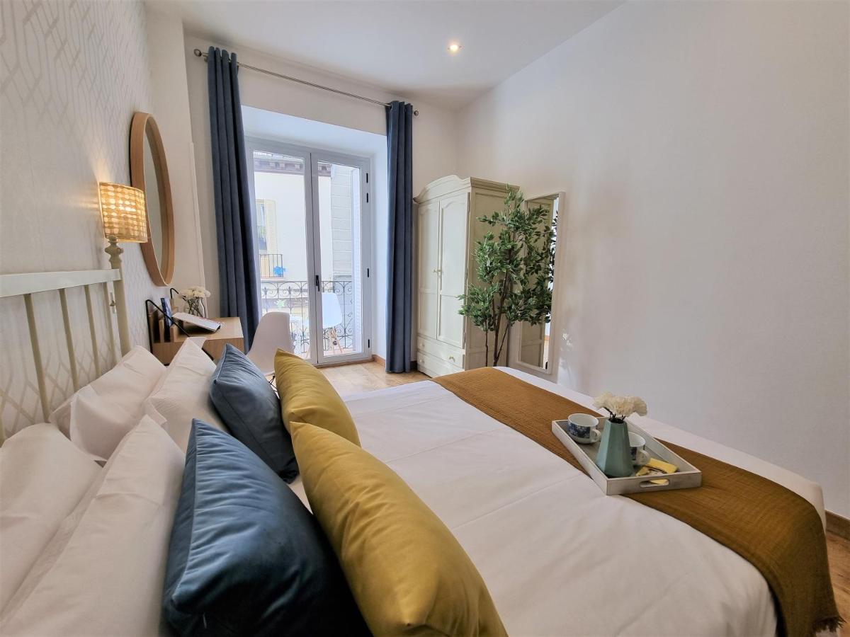 Apartamentos San Andres Madrid Exteriör bild