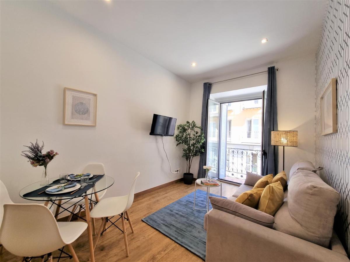 Apartamentos San Andres Madrid Exteriör bild