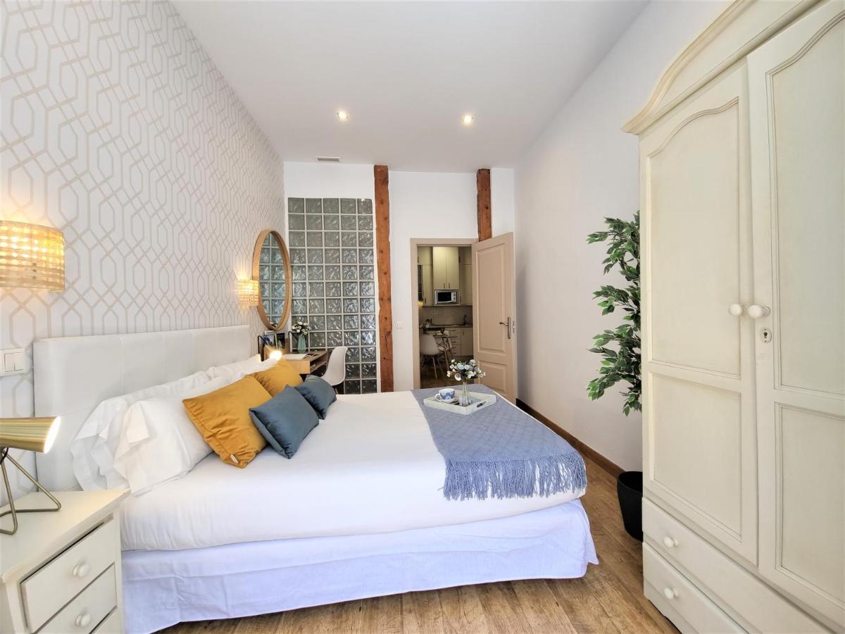 Apartamentos San Andres Madrid Exteriör bild