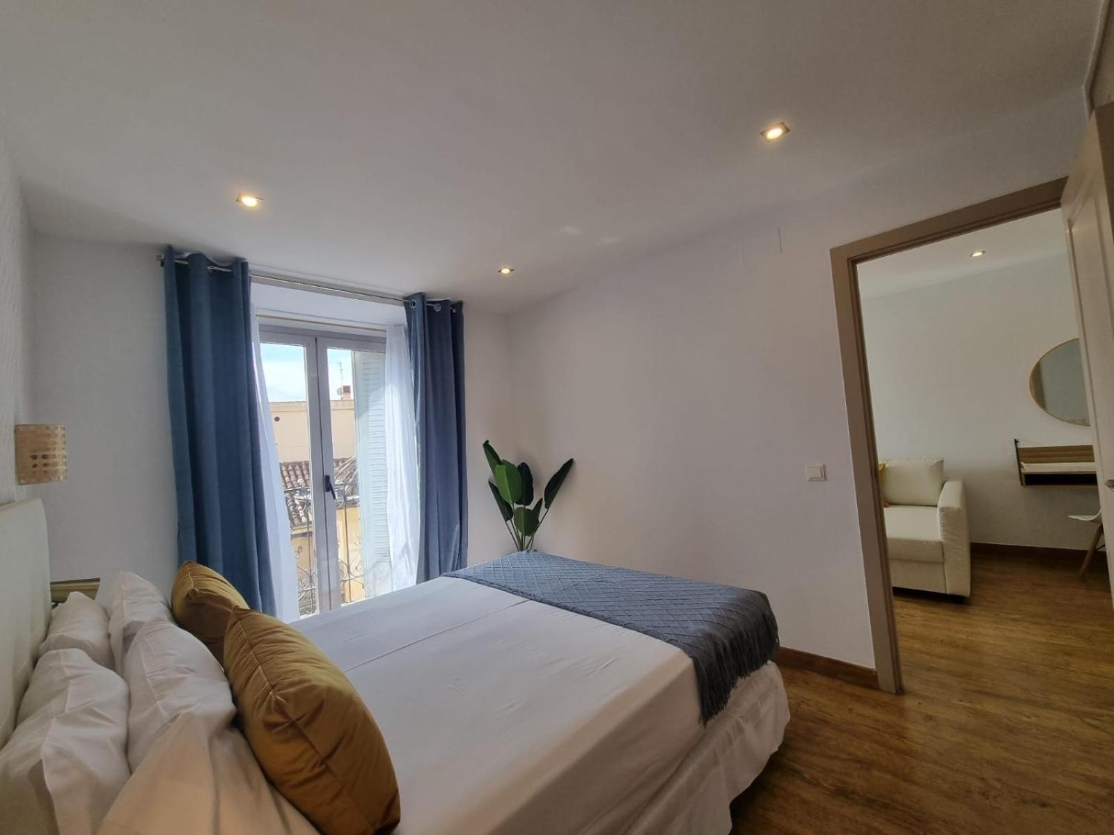 Apartamentos San Andres Madrid Exteriör bild
