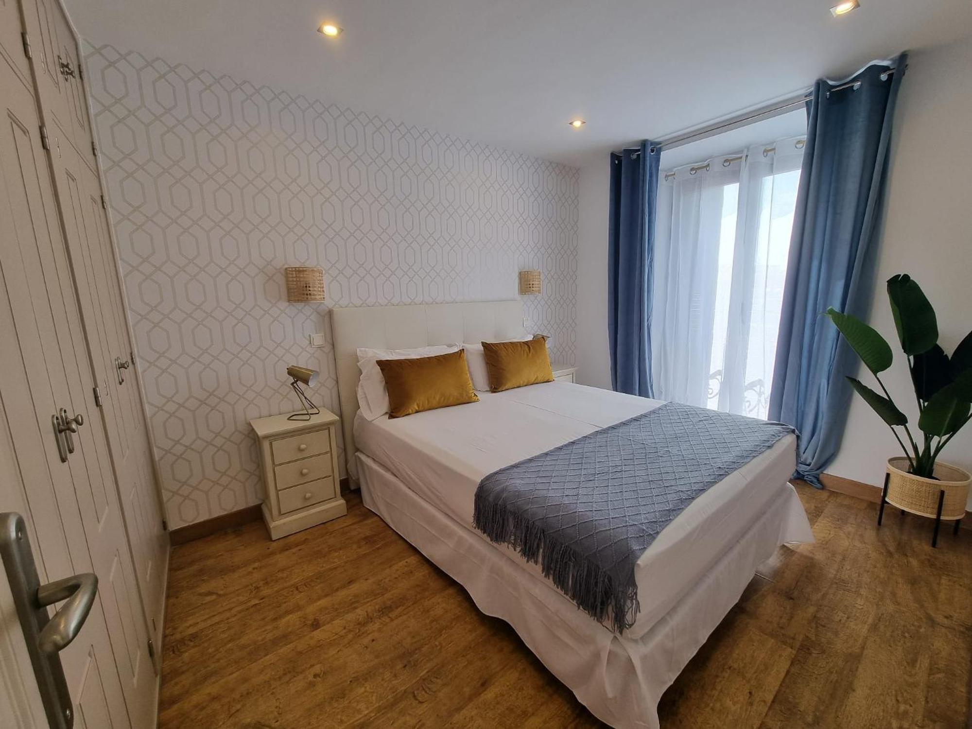 Apartamentos San Andres Madrid Exteriör bild