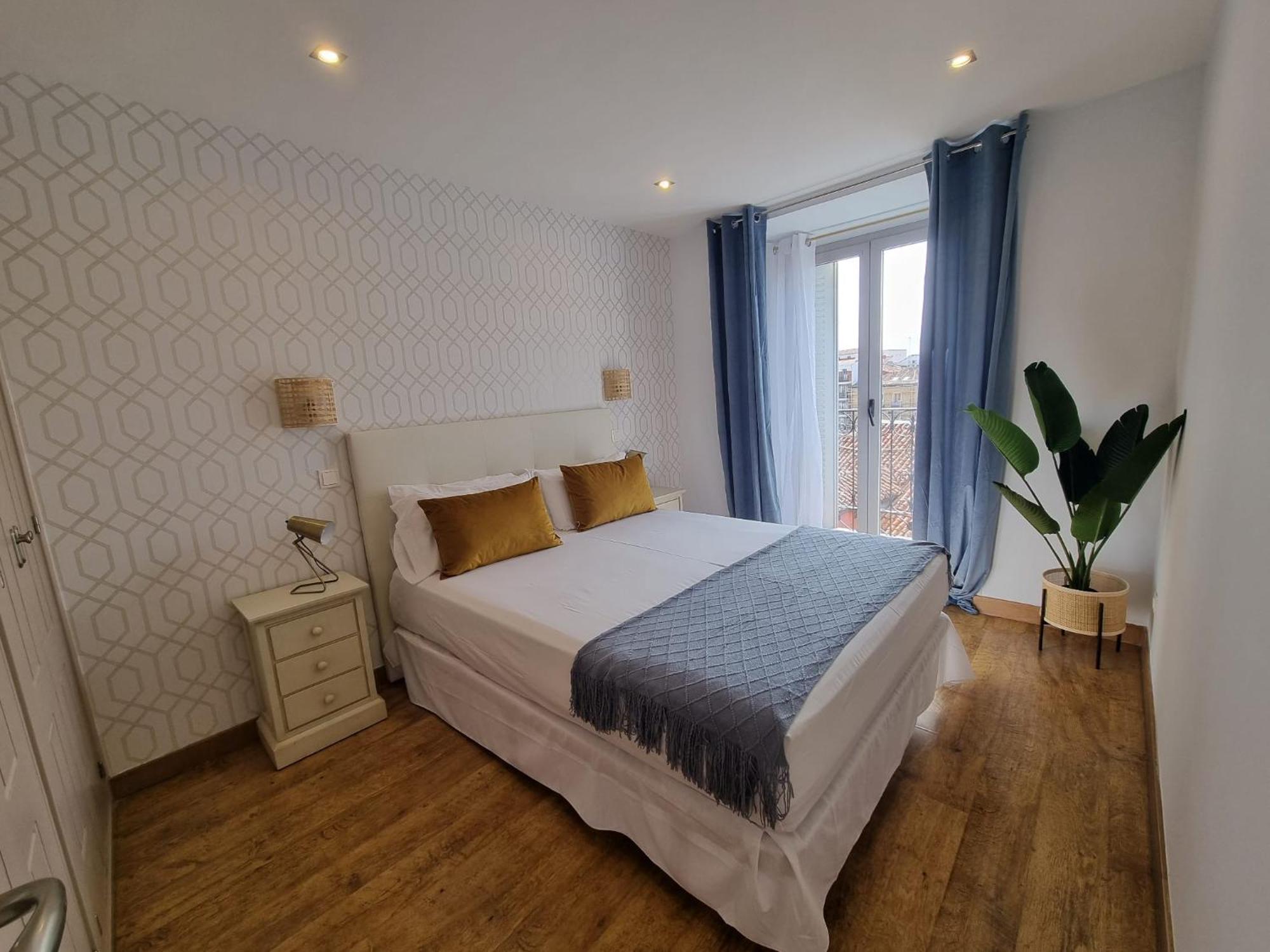 Apartamentos San Andres Madrid Exteriör bild